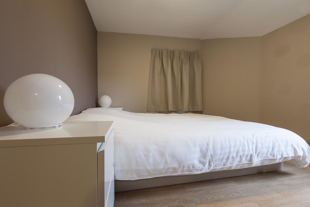 Madou City Center Apartment Brussel Eksteriør bilde